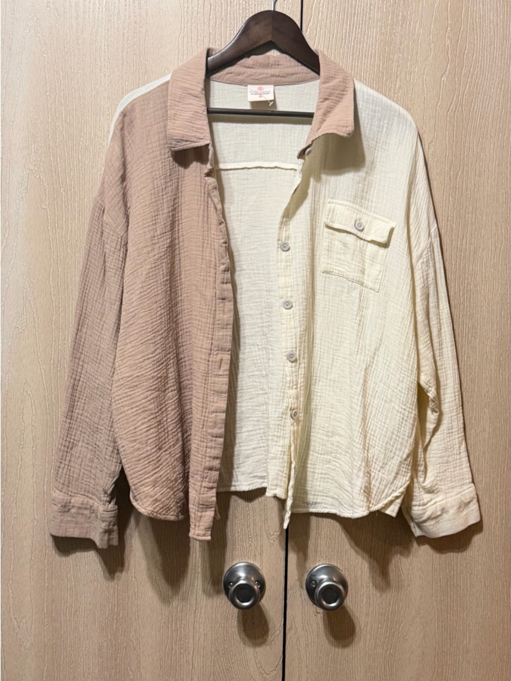 Men's Two-Tone Beige & Cream Button-Down Casual Shirt